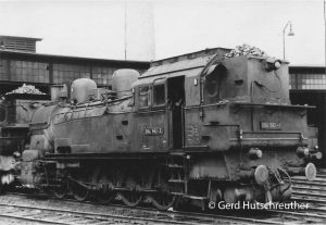 pfiff3 - 20 - 04.04.1972 - 094 592-3 kalt abgestellt vor Lokschuppen Bw Koblenz-Moselweiss, davor 094 184